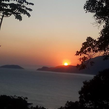 Panoramica Bed and Breakfast Ilhabela Esterno foto